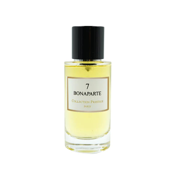 N°7 Bonaparte – parfumflacon op witte achtergrond
